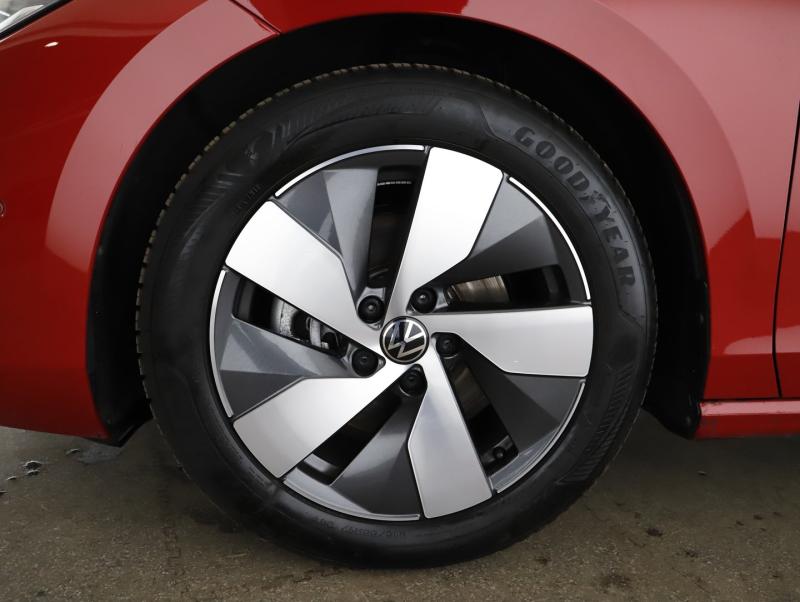 VW Passat Variant Elegance TDI DSG