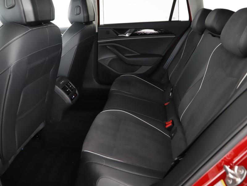 VW Passat Variant Elegance TDI DSG