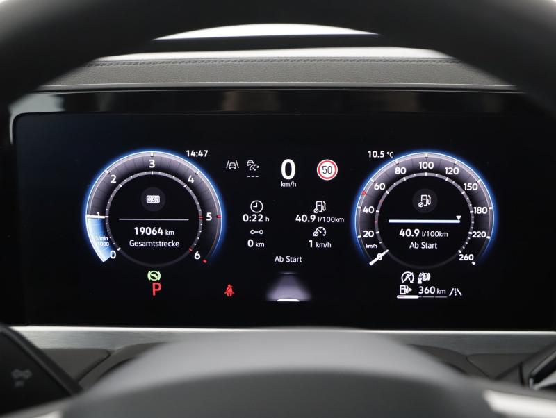 VW Passat Variant Elegance TDI DSG