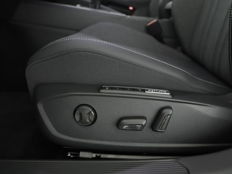 VW Golf Variant Business TSI