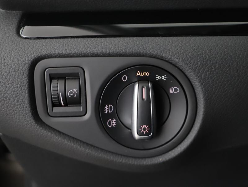 VW Sharan Bus+ TDI SCR 4MOTION DSG 5-Sitzer