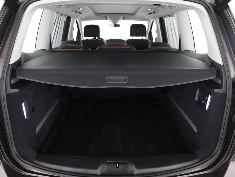 VW Sharan Bus+ TDI SCR 4MOTION DSG 5-Sitzer