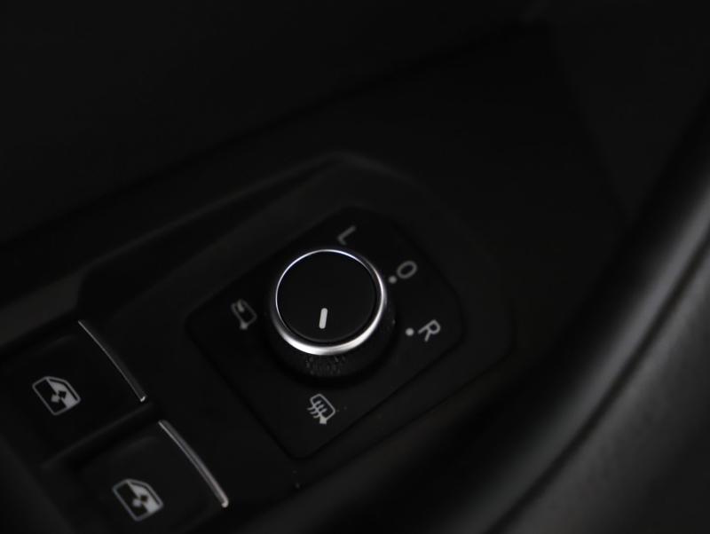 VW Touareg R-Line TDI 4MOTION