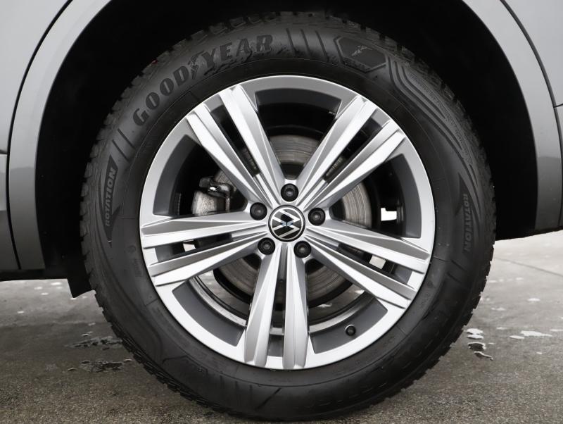VW Touareg R-Line TDI 4MOTION