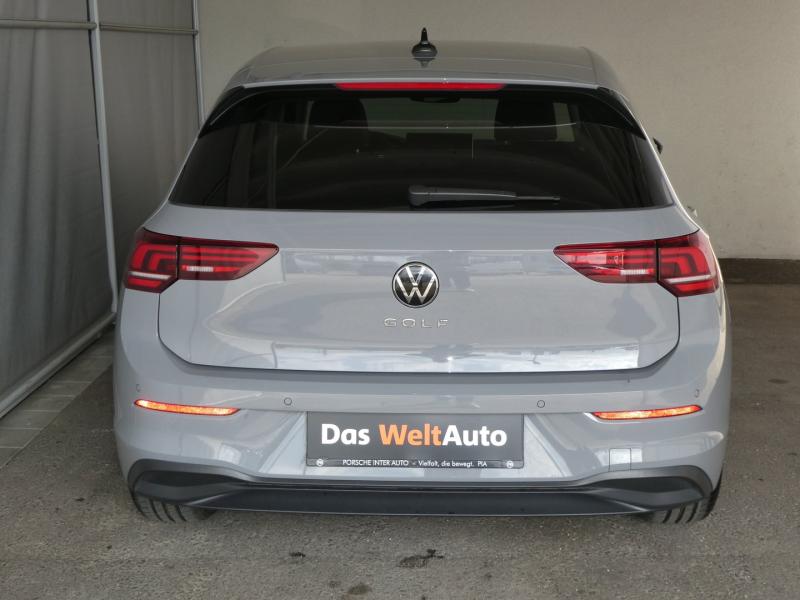 VW Golf Life TSI