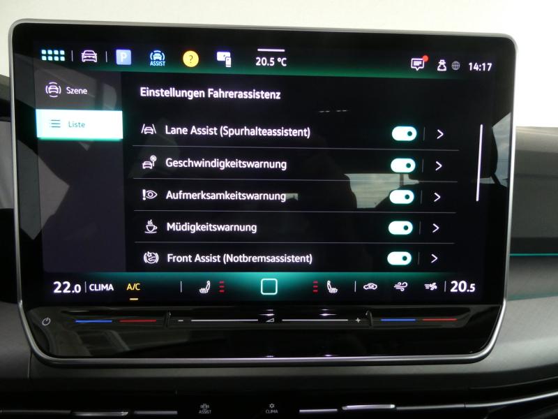 VW Golf Life TSI
