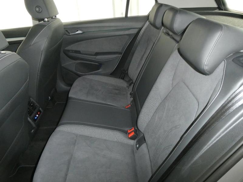 VW Golf Life TSI
