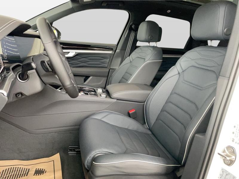 VW Touareg R-Line TDI 4MOTION