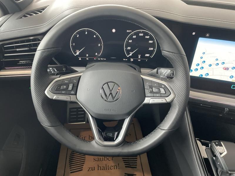 VW Touareg R-Line TDI 4MOTION