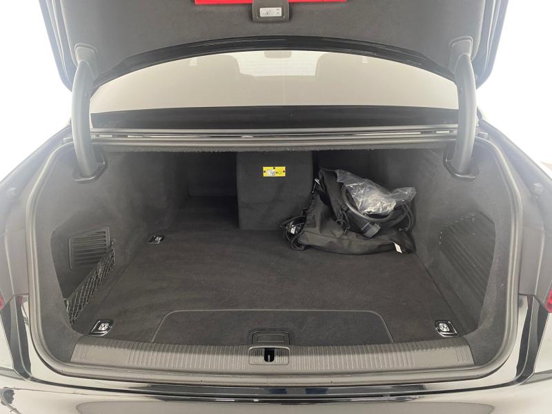 Audi A8  60 TFSI e quattro Lang