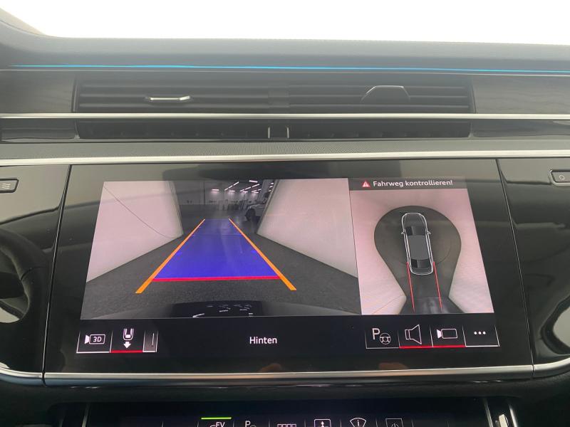 Audi A8  60 TFSI e quattro Lang