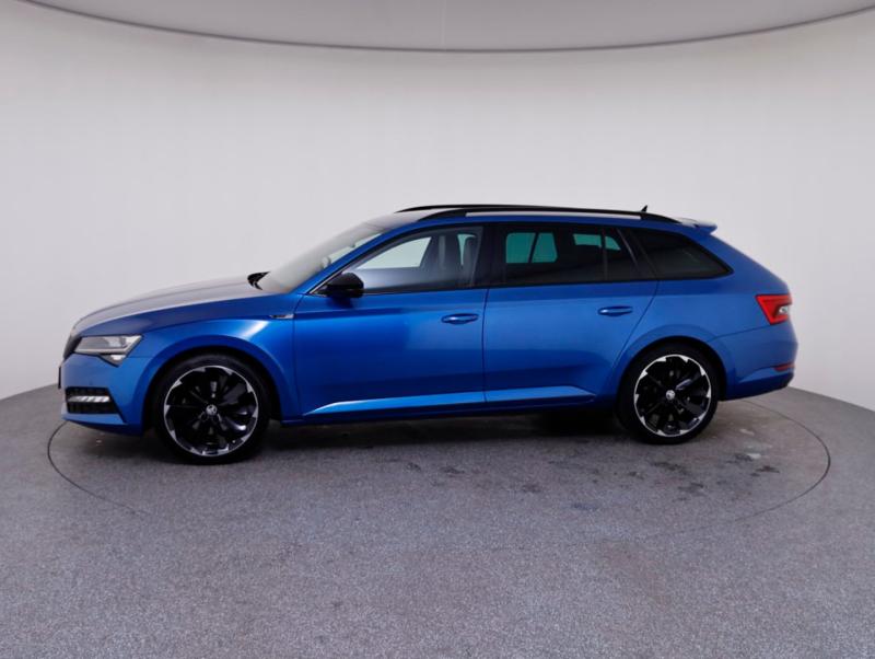Škoda SUPERB Combi iV SPORTLINE DSG