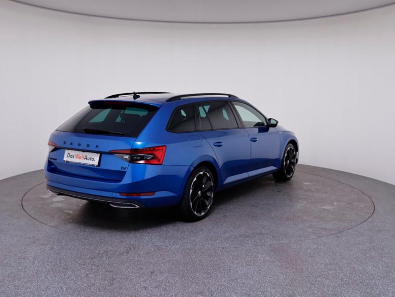 Škoda SUPERB Combi iV SPORTLINE DSG