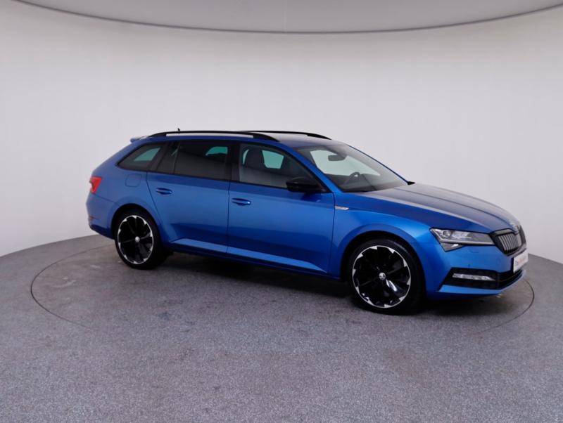 Škoda SUPERB Combi iV SPORTLINE DSG