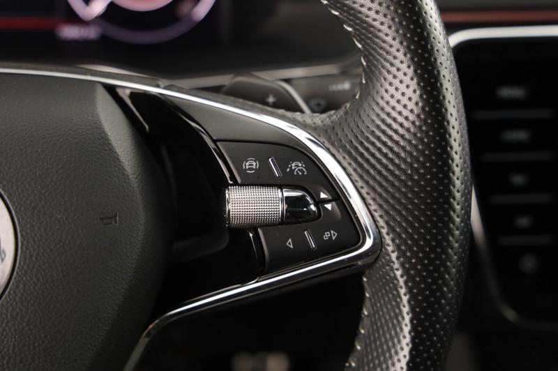 Škoda SUPERB Combi iV SPORTLINE DSG