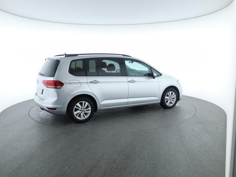 VW Touran Comfortline TDI SCR DSG