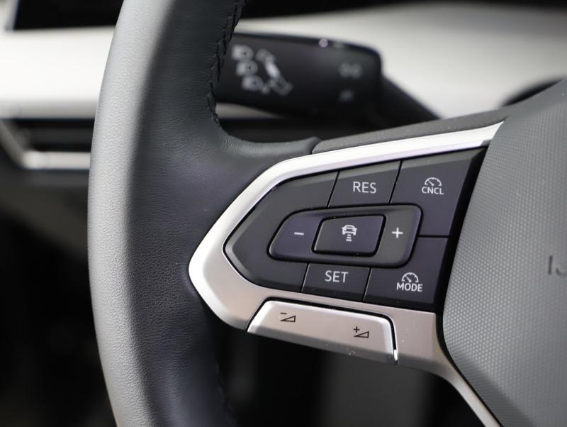 VW Golf Variant Life TSI