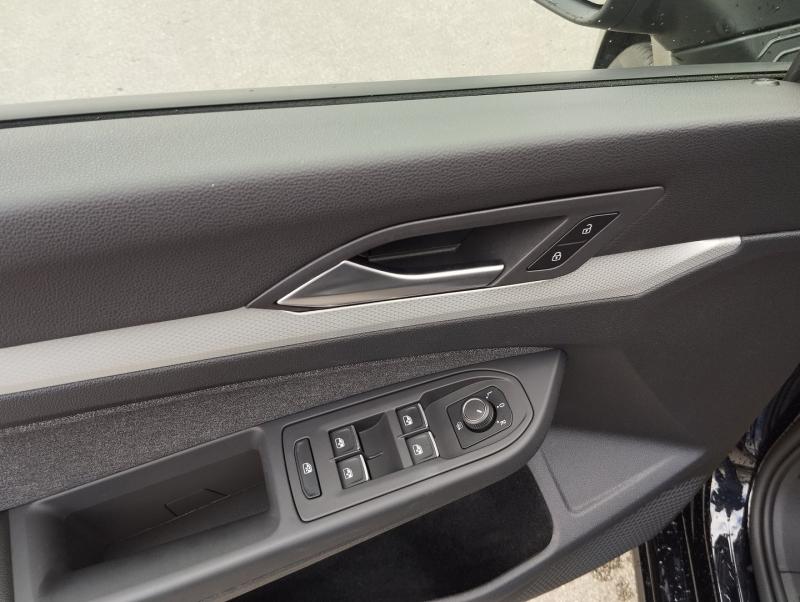 VW Golf Life TSI