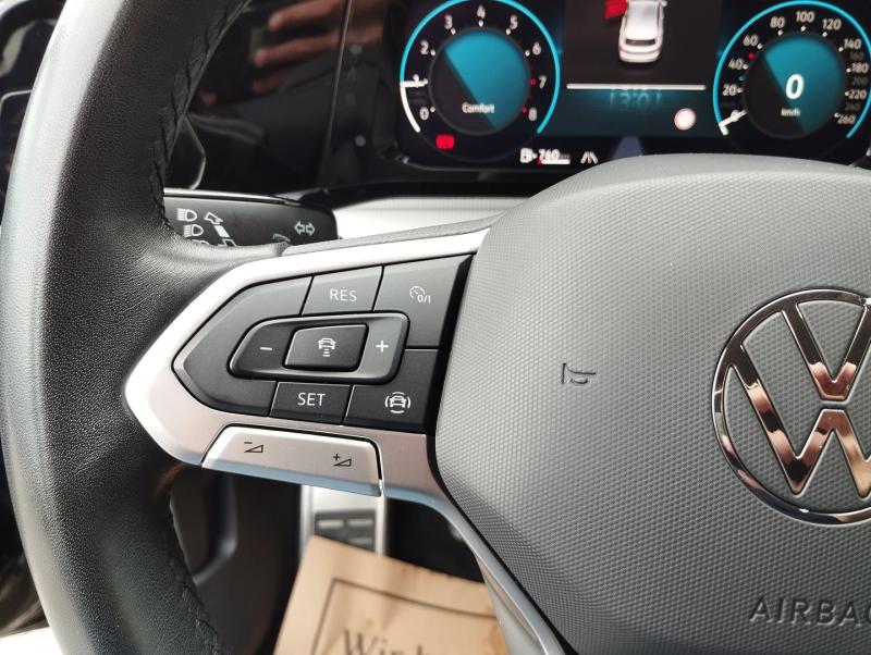 VW Golf Life TSI