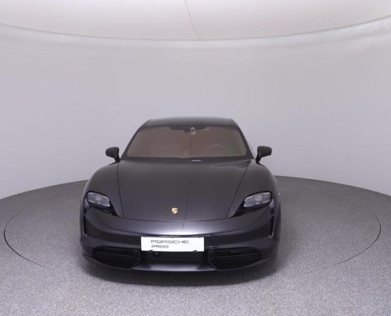 Porsche Taycan Turbo