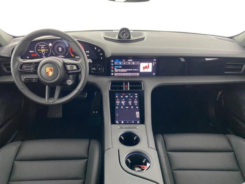 Porsche Taycan Turbo