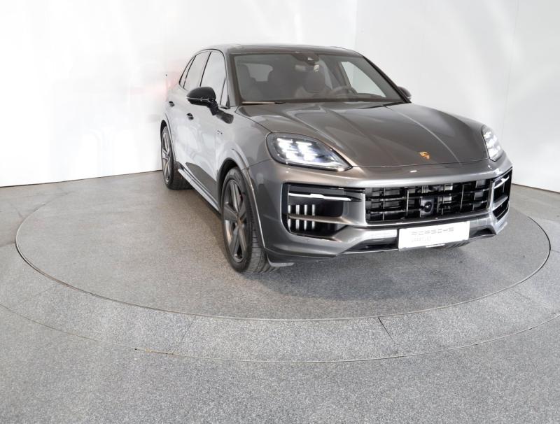 Porsche Cayenne S E-Hybrid