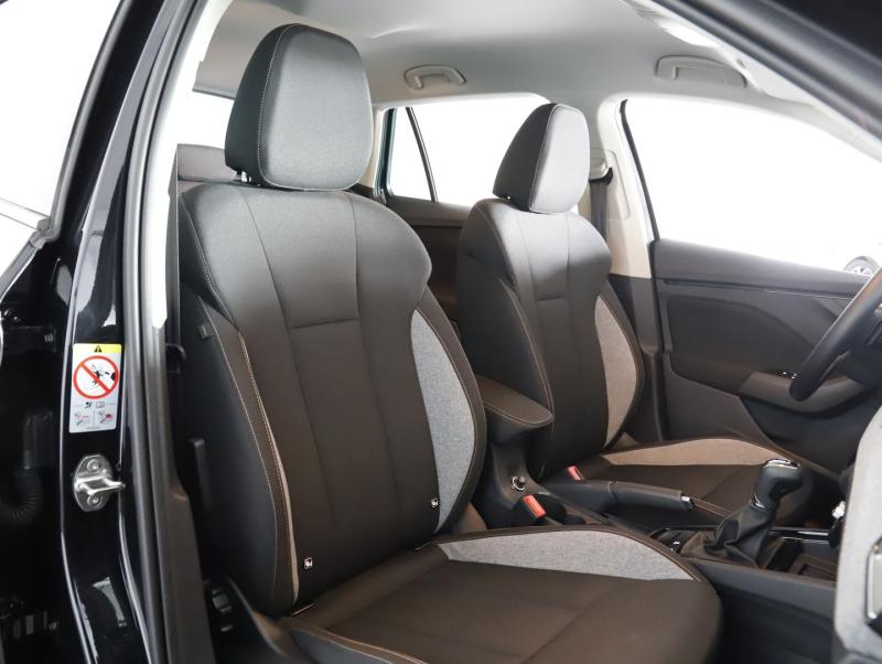 Škoda Kamiq Selection TSI DSG