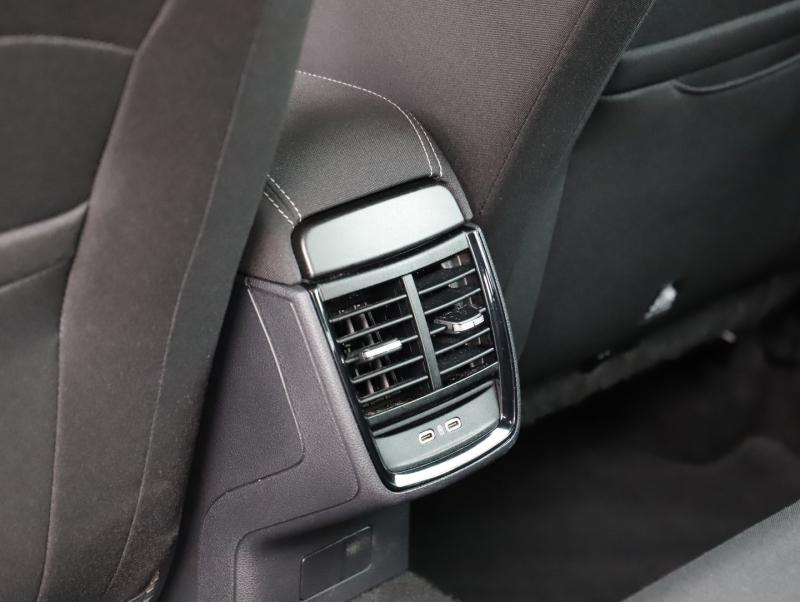 Škoda Kamiq Selection TSI