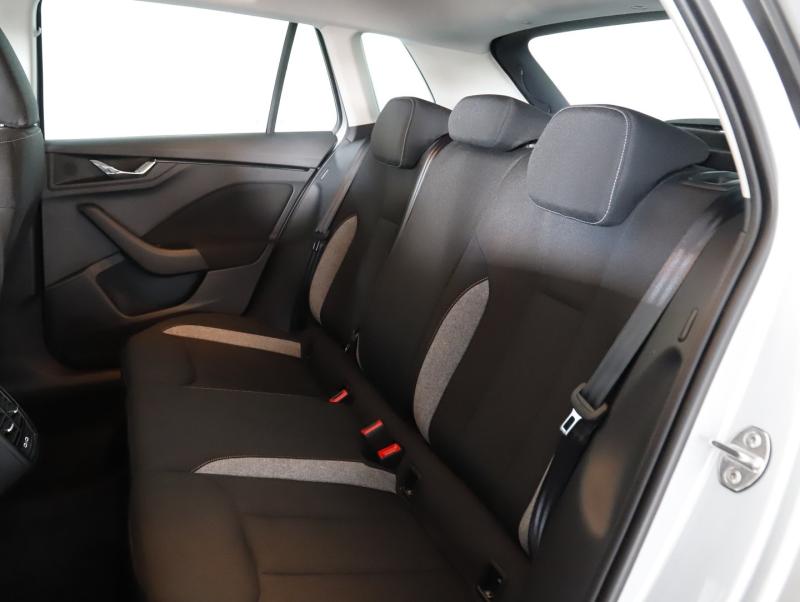 Škoda Kamiq Selection TSI DSG