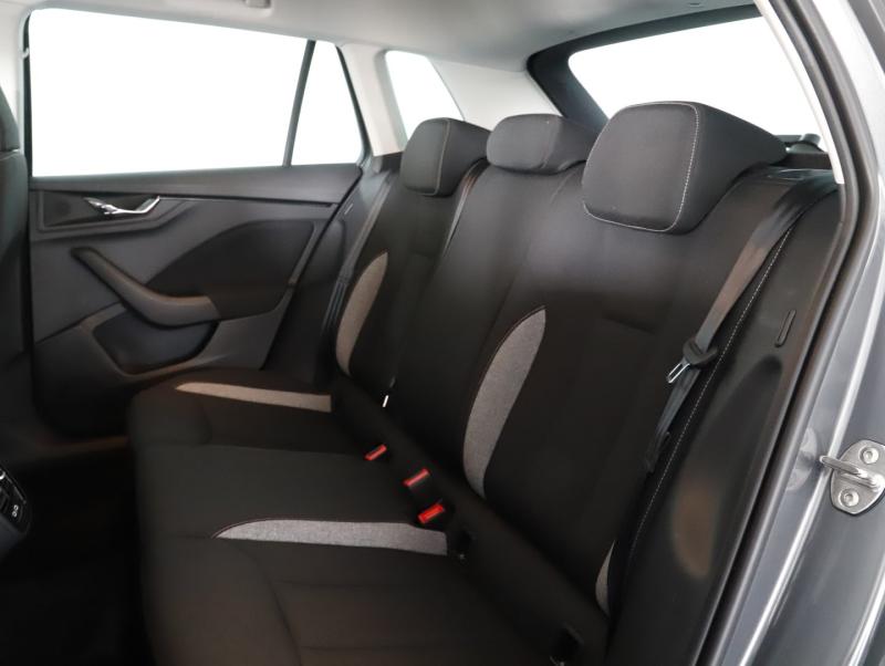 Škoda Kamiq Selection TSI DSG