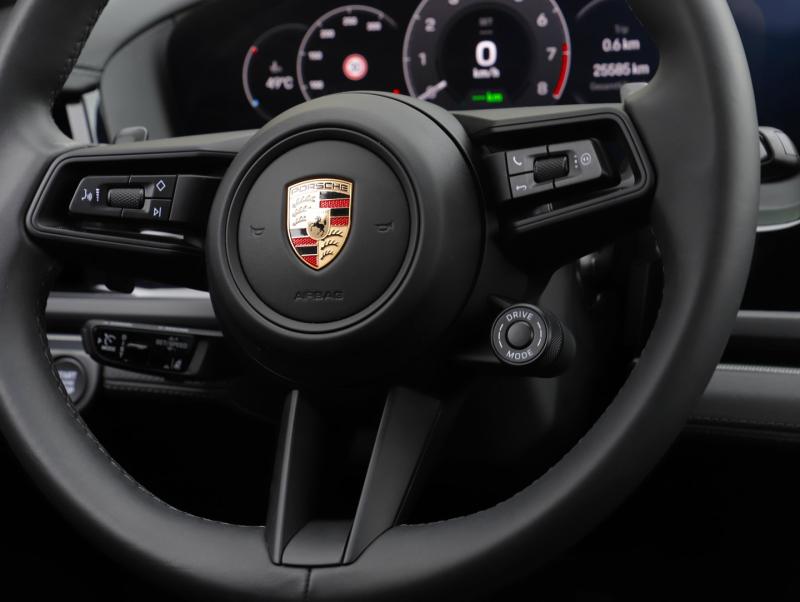 Porsche Panamera 4 E-Hybrid