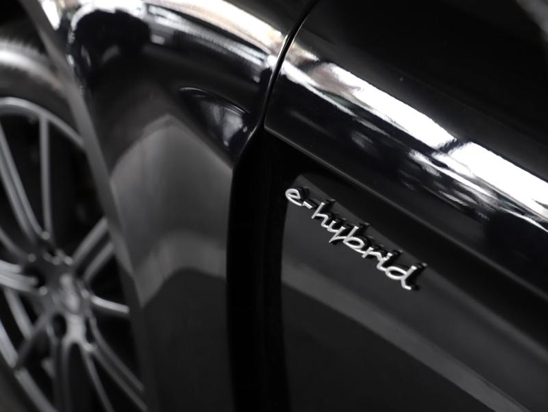 Porsche Panamera 4 E-Hybrid