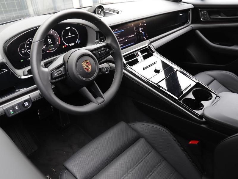 Porsche Panamera 4 E-Hybrid