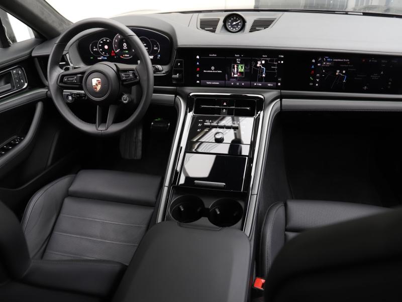 Porsche Panamera 4 E-Hybrid