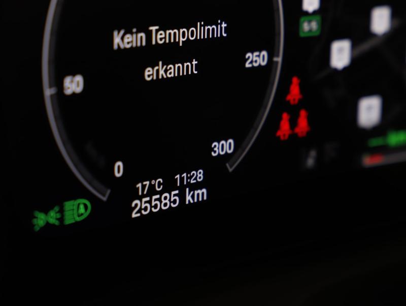 Porsche Panamera 4 E-Hybrid