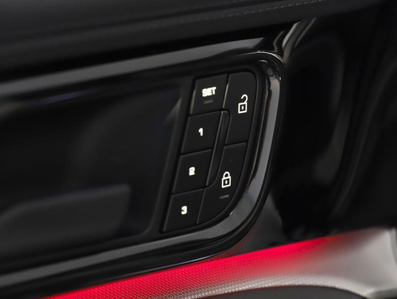 Porsche Panamera 4 E-Hybrid