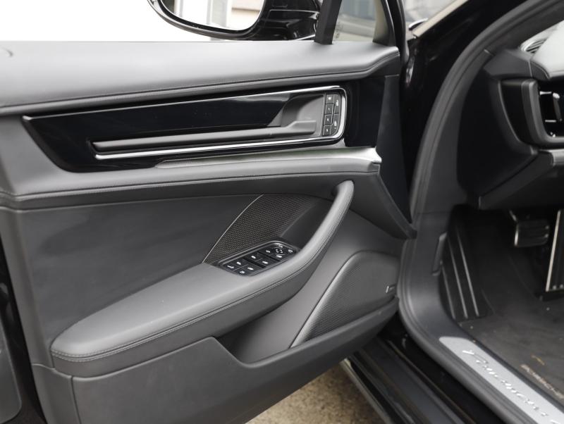 Porsche Panamera 4 E-Hybrid