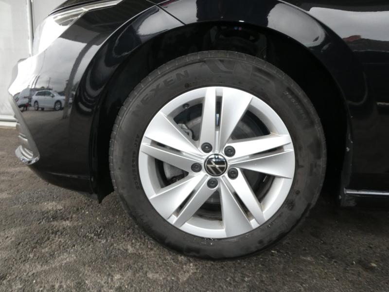 VW Golf Life TSI