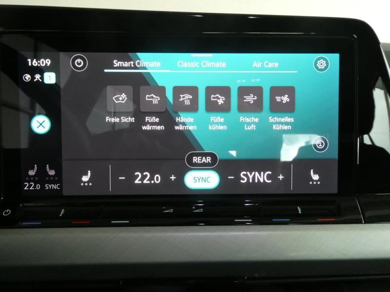VW Golf Life TSI