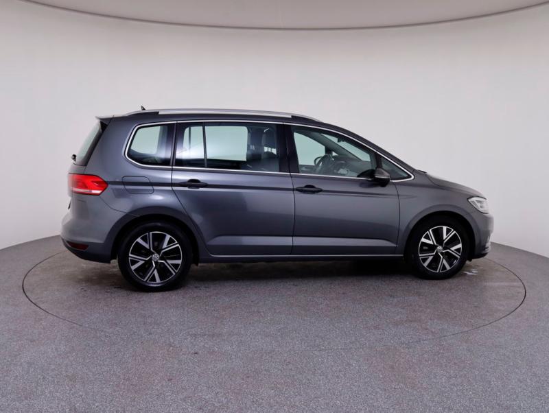 VW Touran Highline TDI DSG