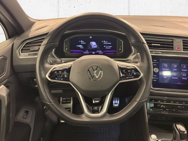 VW Tiguan R-Line TSI DSG
