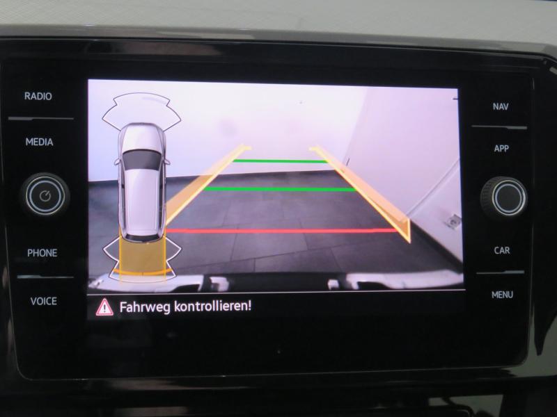 VW Passat Variant Business TDI DSG