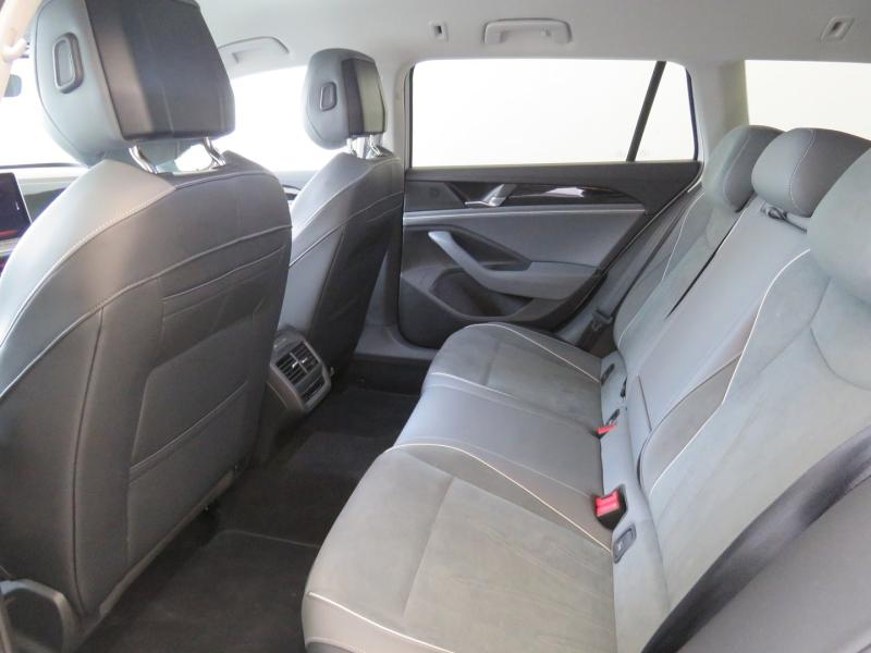 VW Passat Variant Business eHybrid 150kW