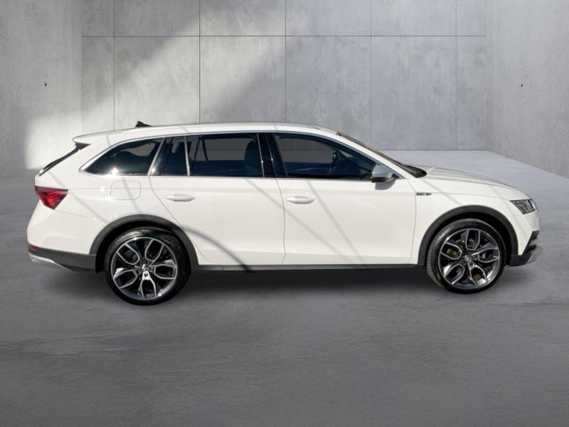 Škoda Octavia Combi 4x4 SCOUT TDI DSG