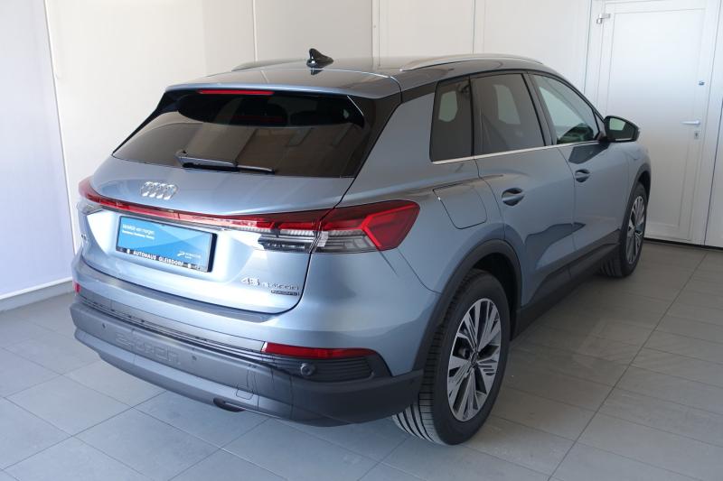 Audi Q4 45 e-tron quattro business