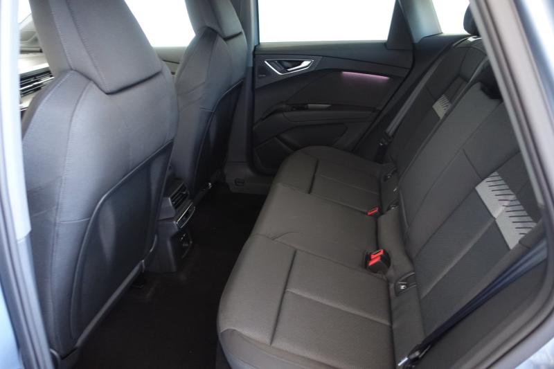 Audi Q4 45 e-tron quattro business