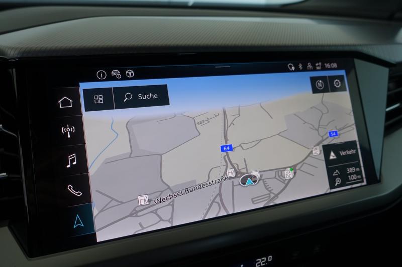 Audi Q4 45 e-tron quattro business