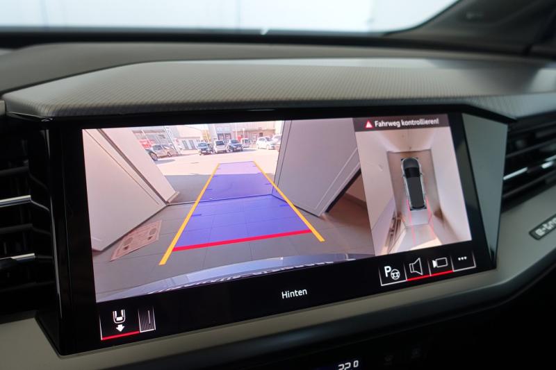 Audi Q4 45 e-tron quattro business