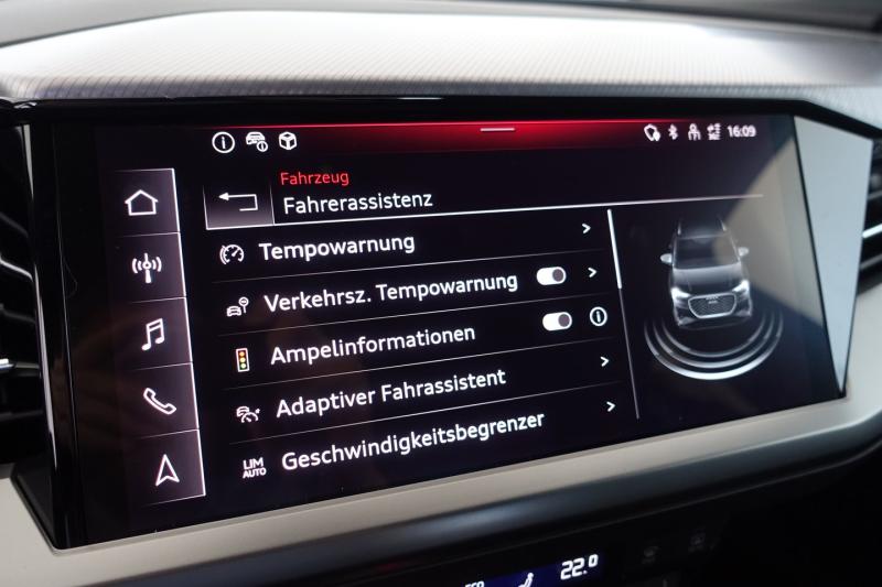 Audi Q4 45 e-tron quattro business