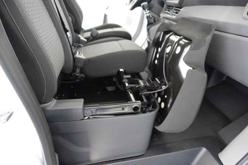 VW Caravelle Life LR TDI